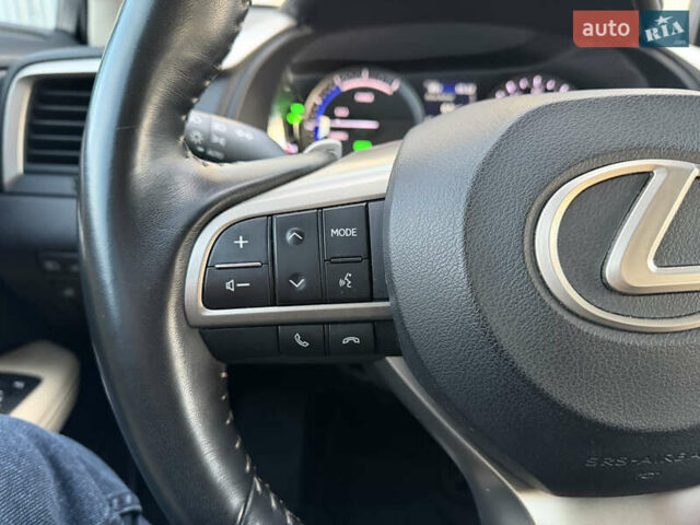 Белый Лексус РХ, объемом двигателя 3.5 л и пробегом 92 тыс. км за 37500 $, фото 41 на Automoto.ua
