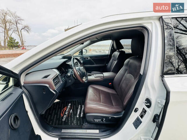 Белый Лексус РХ, объемом двигателя 3.46 л и пробегом 135 тыс. км за 44444 $, фото 85 на Automoto.ua