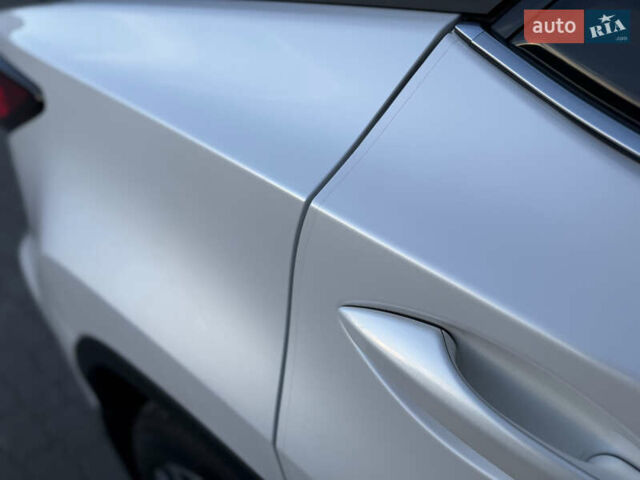 Белый Лексус РХ, объемом двигателя 3.5 л и пробегом 92 тыс. км за 37500 $, фото 86 на Automoto.ua