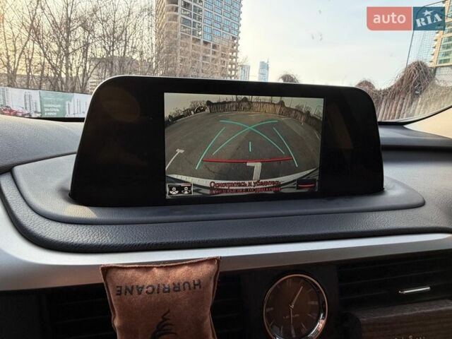 Белый Лексус РХ, объемом двигателя 2 л и пробегом 71 тыс. км за 40900 $, фото 41 на Automoto.ua