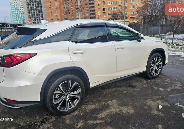 Белый Лексус РХ, объемом двигателя 3.5 л и пробегом 72 тыс. км за 47500 $, фото 4 на Automoto.ua