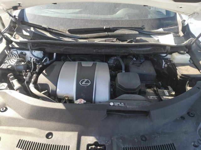 Белый Лексус РХ, объемом двигателя 3.5 л и пробегом 52 тыс. км за 16000 $, фото 10 на Automoto.ua