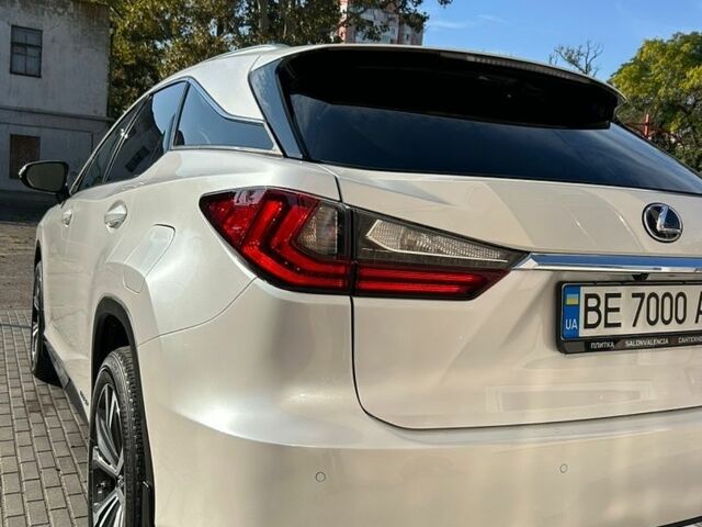 Білий Лексус РХ, об'ємом двигуна 3.5 л та пробігом 108 тис. км за 49500 $, фото 7 на Automoto.ua