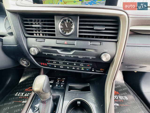 Белый Лексус РХ, объемом двигателя 3.46 л и пробегом 135 тыс. км за 44444 $, фото 69 на Automoto.ua