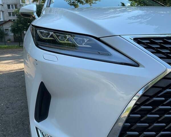 Лексус РХ 2020 в Киеве на Automoto.ua Белый Лексус РХ, объемом двигателя 2 л и пробегом 47 тыс. км за 45000 $, фото 14 на Automoto.ua