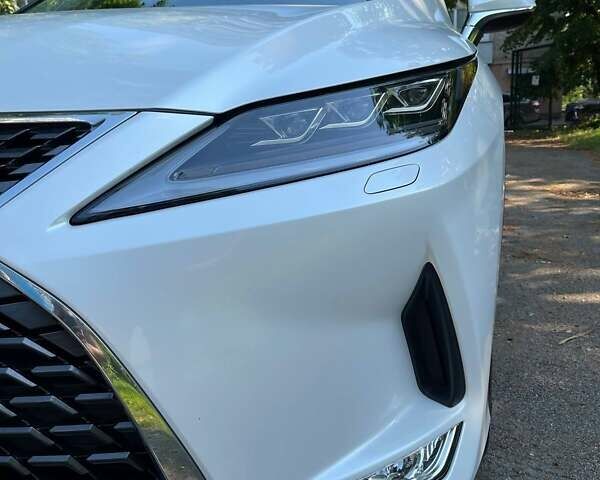 Лексус РХ 2020 в Киеве на Automoto.ua Белый Лексус РХ, объемом двигателя 2 л и пробегом 47 тыс. км за 45000 $, фото 15 на Automoto.ua