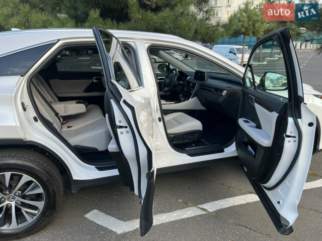 Білий Лексус РХ, об'ємом двигуна 3.46 л та пробігом 95 тис. км за 38000 $, фото 12 на Automoto.ua