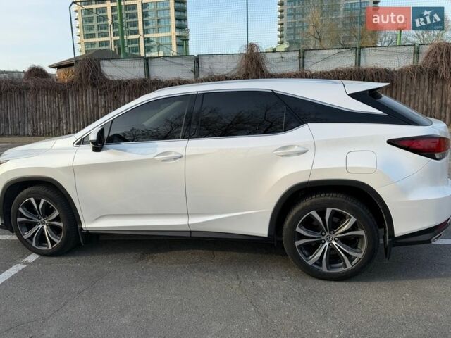 Белый Лексус РХ, объемом двигателя 2 л и пробегом 71 тыс. км за 40900 $, фото 7 на Automoto.ua