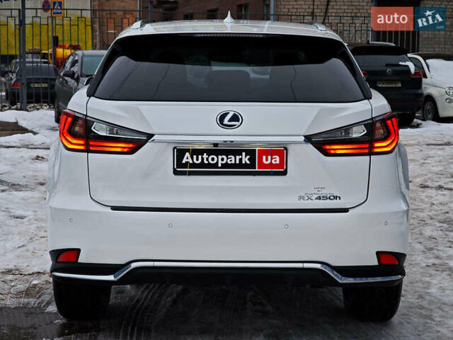 Белый Лексус РХ, объемом двигателя 3.5 л и пробегом 58 тыс. км за 49890 $, фото 1 на Automoto.ua