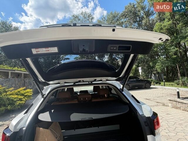 Білий Лексус РХ, об'ємом двигуна 2 л та пробігом 71 тис. км за 38999 $, фото 20 на Automoto.ua