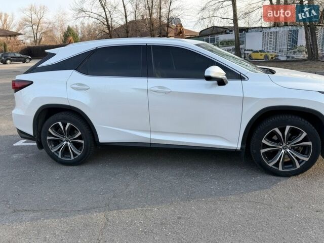 Белый Лексус РХ, объемом двигателя 2 л и пробегом 71 тыс. км за 40900 $, фото 3 на Automoto.ua
