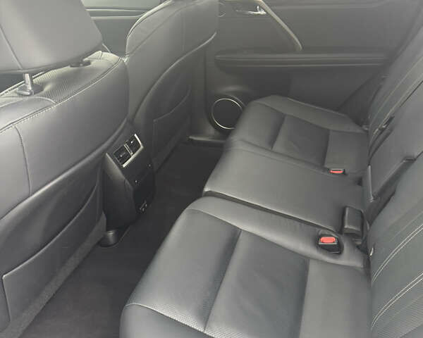 Лексус РХ 2020 у Києві на Automoto.ua Білий Лексус РХ, об'ємом двигуна 3.46 л та пробігом 150 тис. км за 39000 $, фото 8 на Automoto.ua