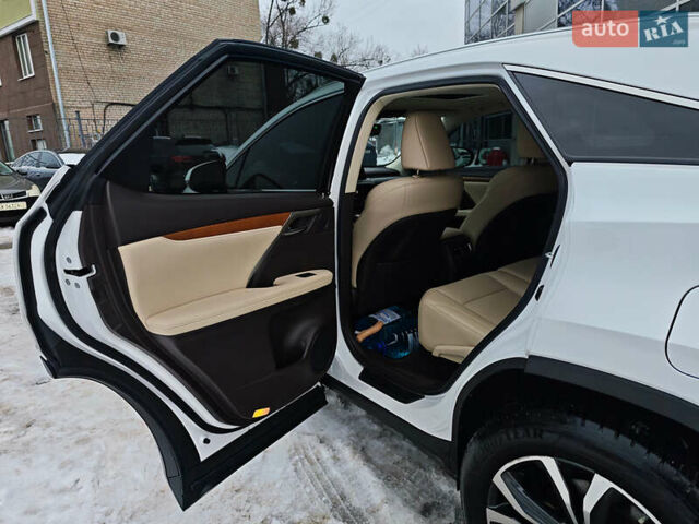 Белый Лексус РХ, объемом двигателя 3.5 л и пробегом 58 тыс. км за 49890 $, фото 12 на Automoto.ua