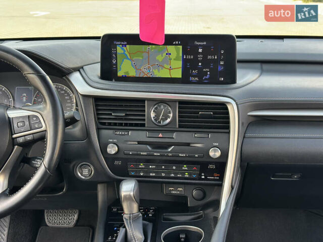 Білий Лексус РХ, об'ємом двигуна 3.46 л та пробігом 150 тис. км за 37500 $, фото 31 на Automoto.ua