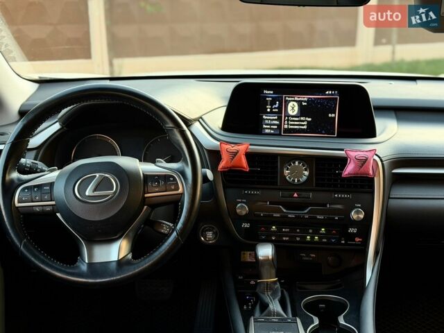 Білий Лексус РХ, об'ємом двигуна 2 л та пробігом 84 тис. км за 39500 $, фото 21 на Automoto.ua