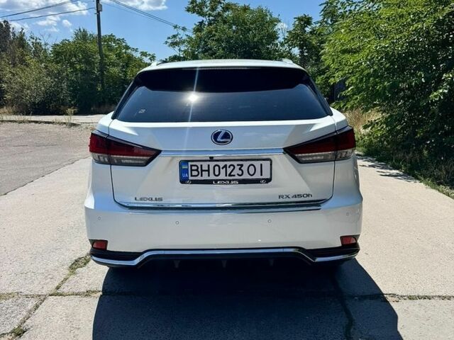 Білий Лексус РХ, об'ємом двигуна 3.46 л та пробігом 115 тис. км за 49500 $, фото 6 на Automoto.ua