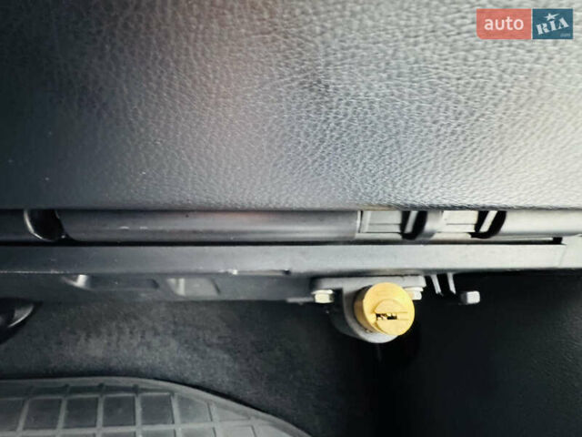 Белый Лексус РХ, объемом двигателя 3.46 л и пробегом 135 тыс. км за 44444 $, фото 82 на Automoto.ua