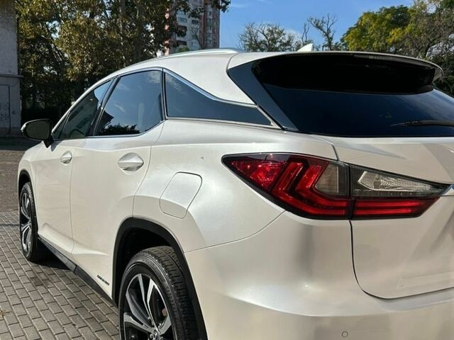 Білий Лексус РХ, об'ємом двигуна 3.5 л та пробігом 108 тис. км за 49500 $, фото 4 на Automoto.ua
