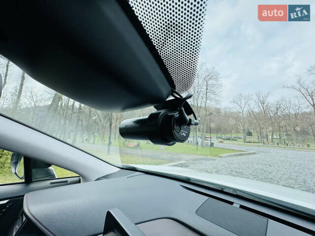 Белый Лексус РХ, объемом двигателя 3.46 л и пробегом 135 тыс. км за 44444 $, фото 78 на Automoto.ua