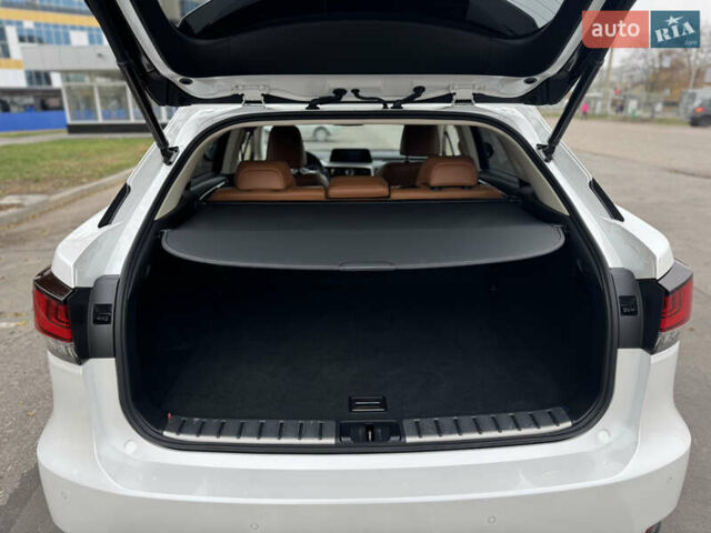 Белый Лексус РХ, объемом двигателя 2 л и пробегом 46 тыс. км за 46000 $, фото 31 на Automoto.ua