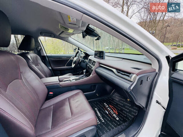 Белый Лексус РХ, объемом двигателя 3.46 л и пробегом 135 тыс. км за 44444 $, фото 66 на Automoto.ua