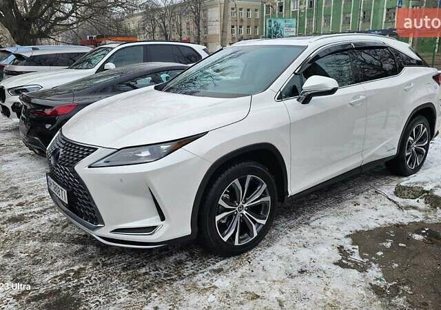 Белый Лексус РХ, объемом двигателя 3.5 л и пробегом 72 тыс. км за 47500 $, фото 1 на Automoto.ua