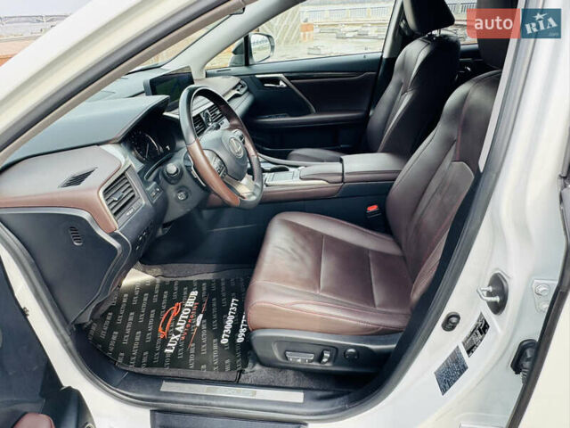 Белый Лексус РХ, объемом двигателя 3.46 л и пробегом 135 тыс. км за 44444 $, фото 11 на Automoto.ua