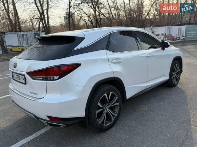 Белый Лексус РХ, объемом двигателя 2 л и пробегом 71 тыс. км за 40900 $, фото 4 на Automoto.ua
