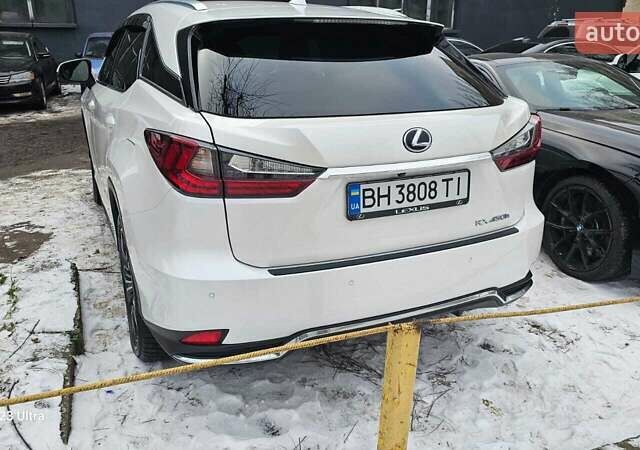 Белый Лексус РХ, объемом двигателя 3.5 л и пробегом 72 тыс. км за 47500 $, фото 2 на Automoto.ua