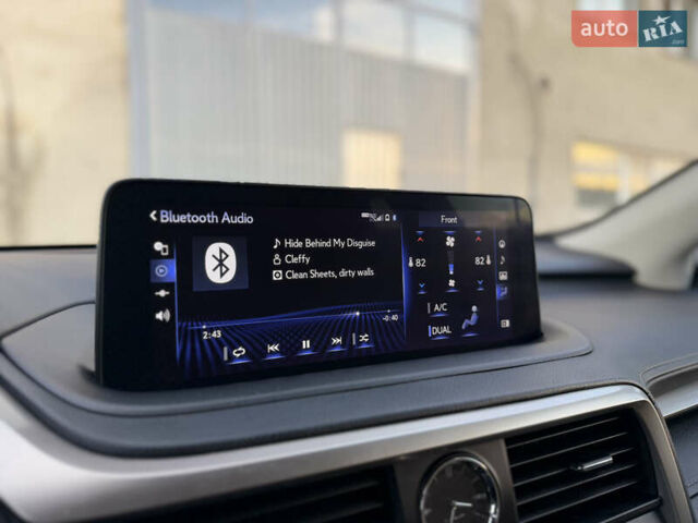 Белый Лексус РХ, объемом двигателя 3.5 л и пробегом 92 тыс. км за 37500 $, фото 45 на Automoto.ua