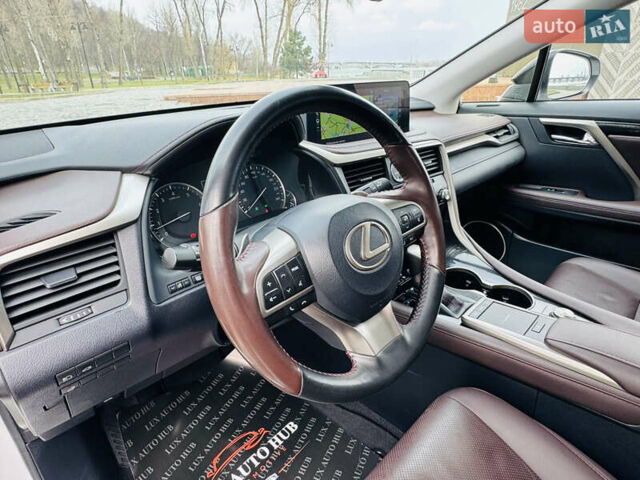 Белый Лексус РХ, объемом двигателя 3.46 л и пробегом 135 тыс. км за 44444 $, фото 87 на Automoto.ua