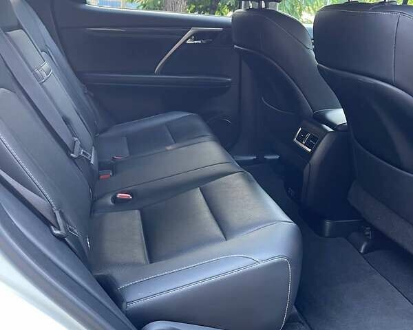 Лексус РХ 2020 в Киеве на Automoto.ua Белый Лексус РХ, объемом двигателя 2 л и пробегом 47 тыс. км за 45000 $, фото 10 на Automoto.ua