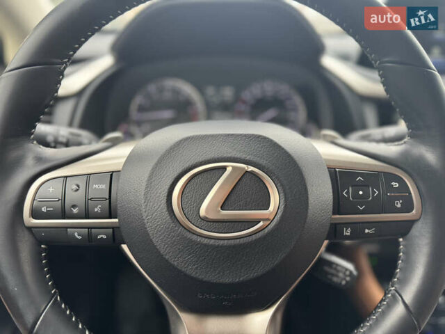 Белый Лексус РХ, объемом двигателя 2 л и пробегом 46 тыс. км за 46000 $, фото 27 на Automoto.ua
