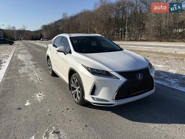 Белый Лексус РХ, объемом двигателя 2 л и пробегом 70 тыс. км за 41500 $, фото 2 на Automoto.ua