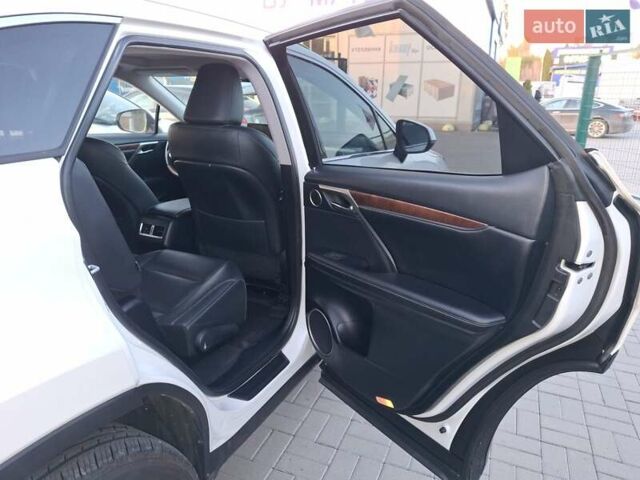 Белый Лексус РХ, объемом двигателя 3.5 л и пробегом 116 тыс. км за 41900 $, фото 22 на Automoto.ua