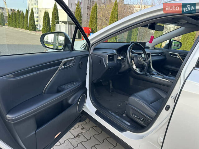 Білий Лексус РХ, об'ємом двигуна 3.46 л та пробігом 150 тис. км за 37500 $, фото 19 на Automoto.ua