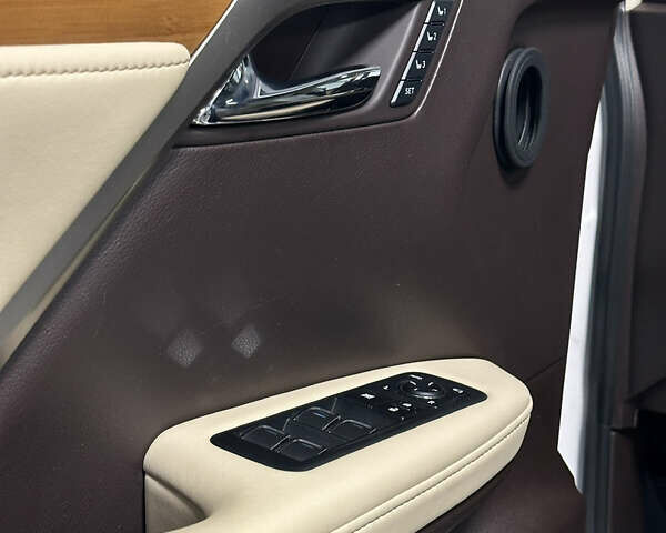 Белый Лексус РХ, объемом двигателя 3.5 л и пробегом 88 тыс. км за 43000 $, фото 15 на Automoto.ua