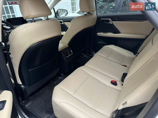 Білий Лексус РХ, об'ємом двигуна 2 л та пробігом 56 тис. км за 46700 $, фото 11 на Automoto.ua