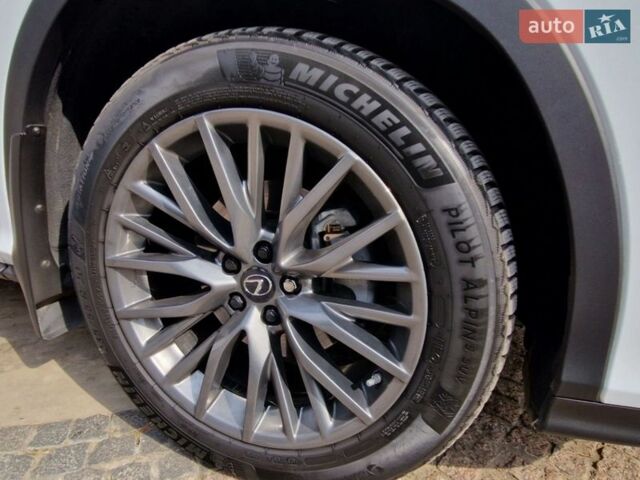 Белый Лексус РХ, объемом двигателя 3.46 л и пробегом 142 тыс. км за 52500 $, фото 11 на Automoto.ua