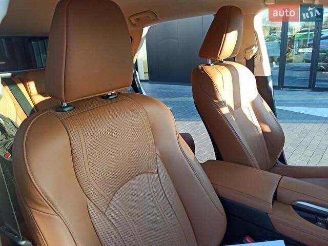 Білий Лексус РХ, об'ємом двигуна 2 л та пробігом 19 тис. км за 52500 $, фото 5 на Automoto.ua