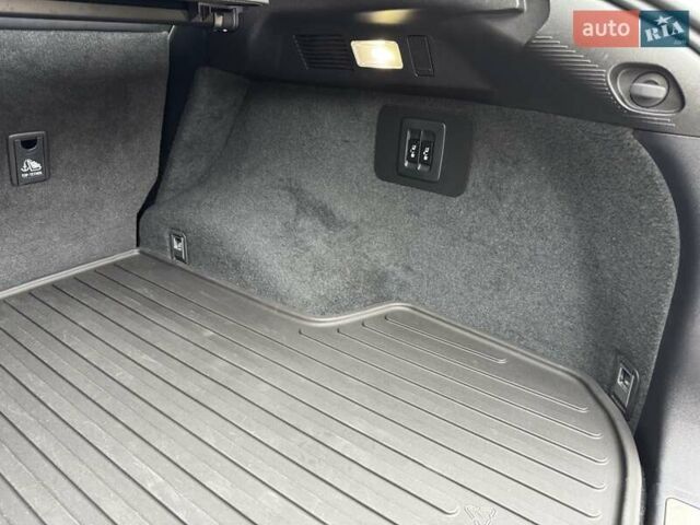 Белый Лексус РХ, объемом двигателя 3.46 л и пробегом 1 тыс. км за 65000 $, фото 10 на Automoto.ua