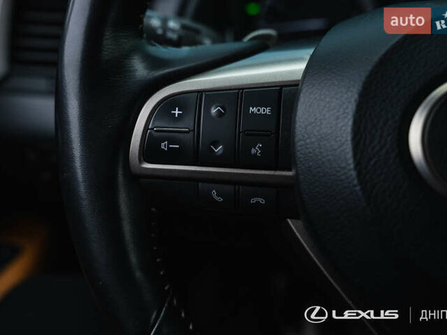 Белый Лексус РХ, объемом двигателя 3.46 л и пробегом 66 тыс. км за 50700 $, фото 18 на Automoto.ua