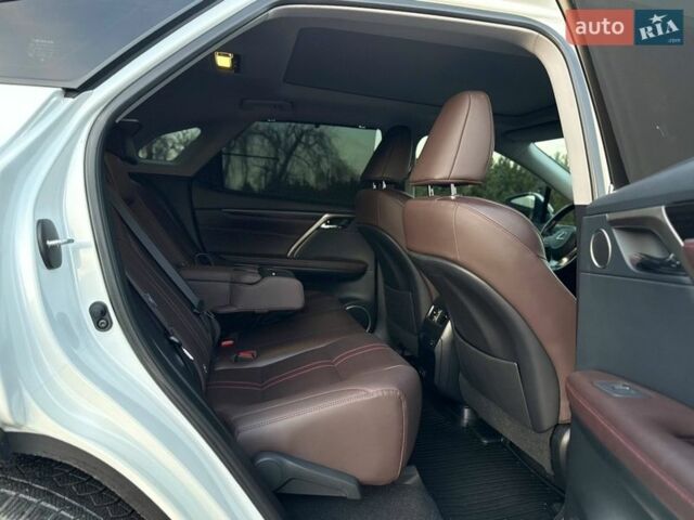 Белый Лексус РХ, объемом двигателя 3.46 л и пробегом 61 тыс. км за 57500 $, фото 21 на Automoto.ua