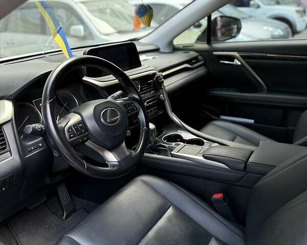 Білий Лексус РХ, об'ємом двигуна 2 л та пробігом 69 тис. км за 50000 $, фото 5 на Automoto.ua