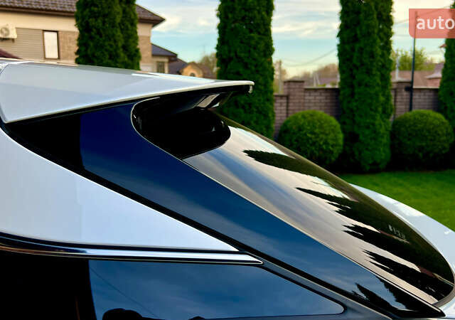 Белый Лексус РХ, объемом двигателя 3.46 л и пробегом 49 тыс. км за 57500 $, фото 14 на Automoto.ua