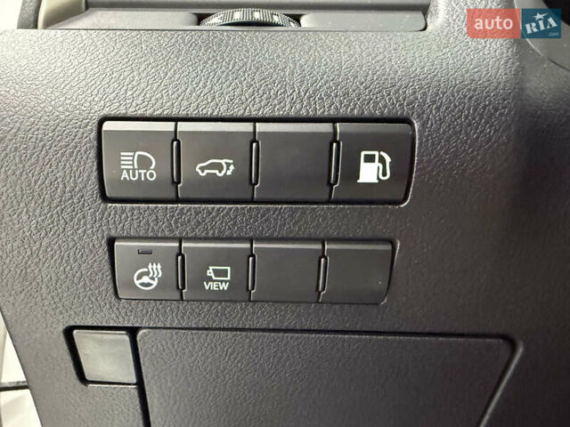 Білий Лексус РХ, об'ємом двигуна 3.46 л та пробігом 76 тис. км за 43000 $, фото 36 на Automoto.ua