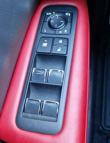 Білий Лексус РХ, об'ємом двигуна 3.46 л та пробігом 137 тис. км за 54000 $, фото 41 на Automoto.ua