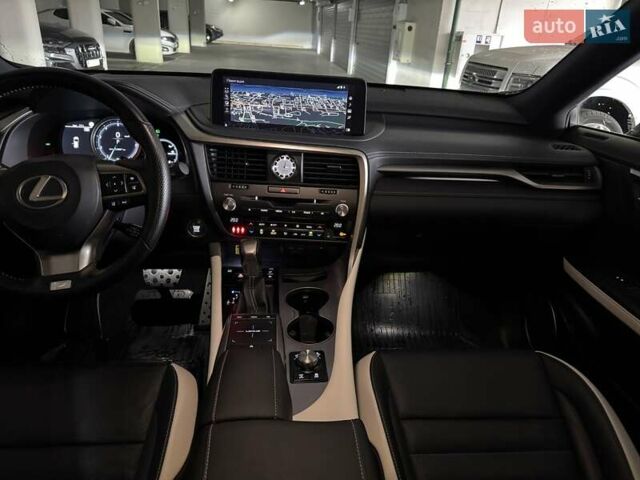 Лексус РХ 2021 в Киеве на Automoto.ua Белый Лексус РХ, объемом двигателя 3.46 л и пробегом 32 тыс. км за 56000 $, фото 21 на Automoto.ua