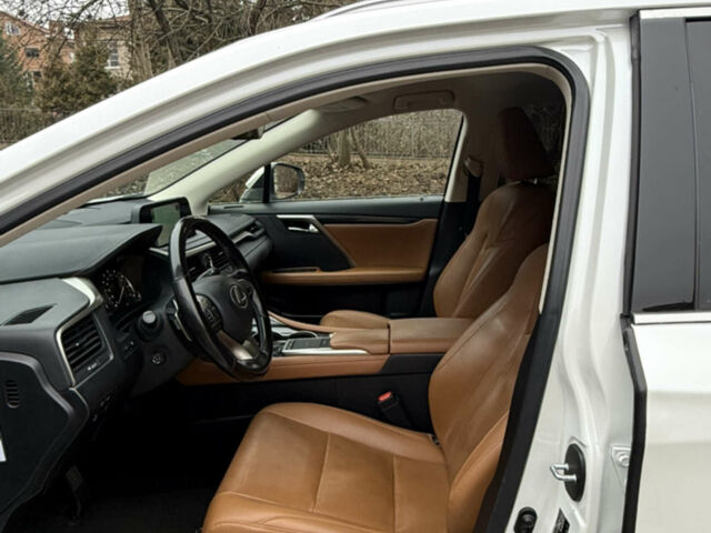 Білий Лексус РХ, об'ємом двигуна 2 л та пробігом 55 тис. км за 49000 $, фото 7 на Automoto.ua