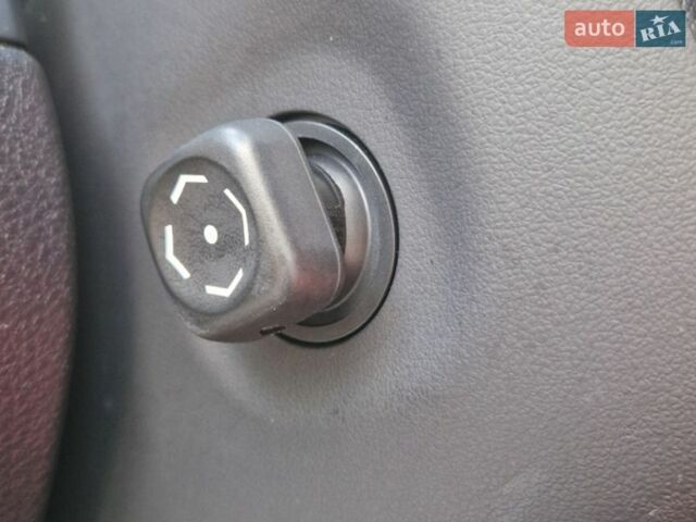 Белый Лексус РХ, объемом двигателя 3.46 л и пробегом 142 тыс. км за 52500 $, фото 71 на Automoto.ua